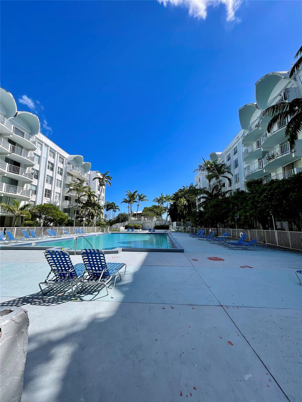 MONTECARLO CONDO - Residential