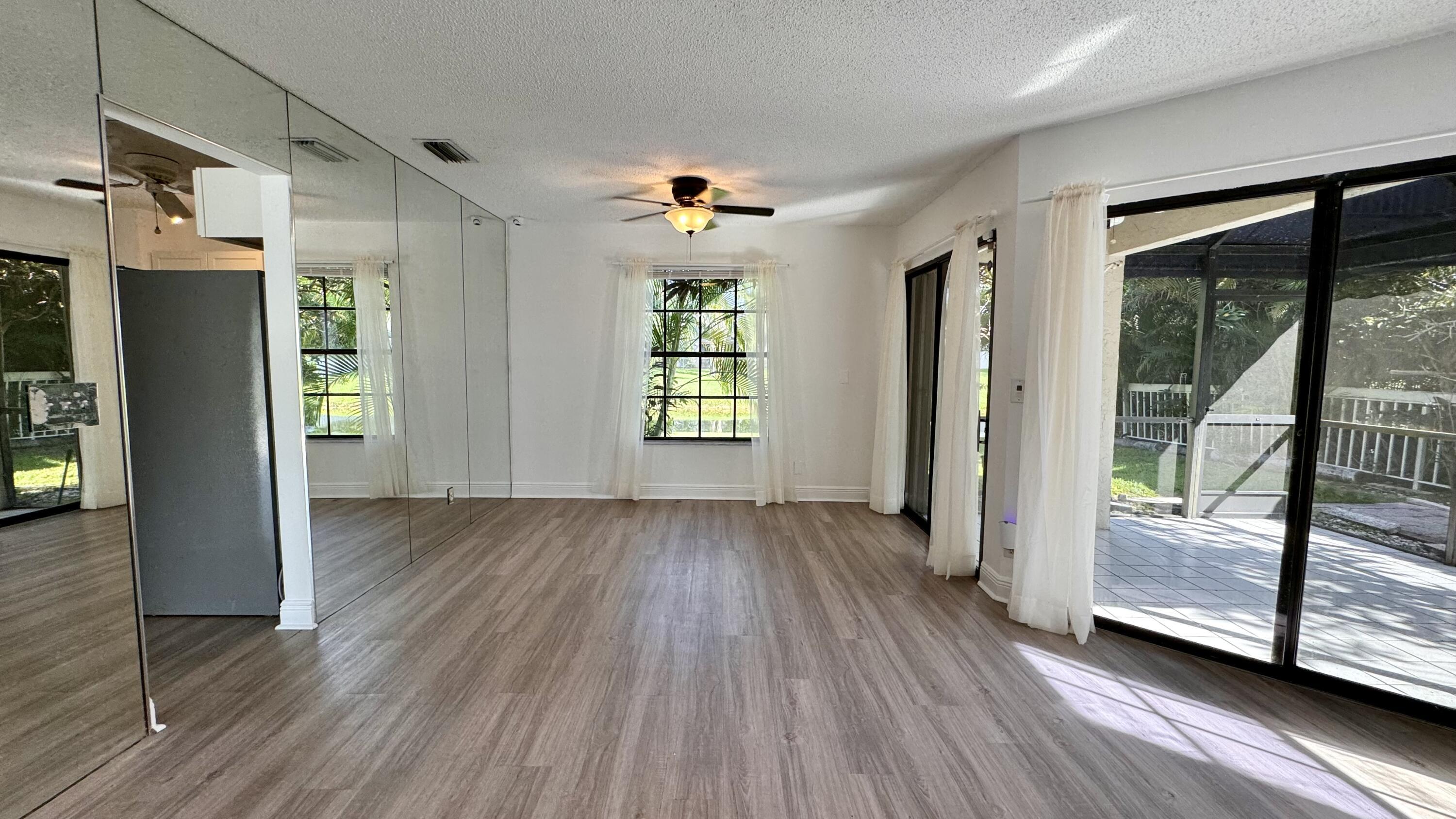 WELLINGTON TR 42B - Residential