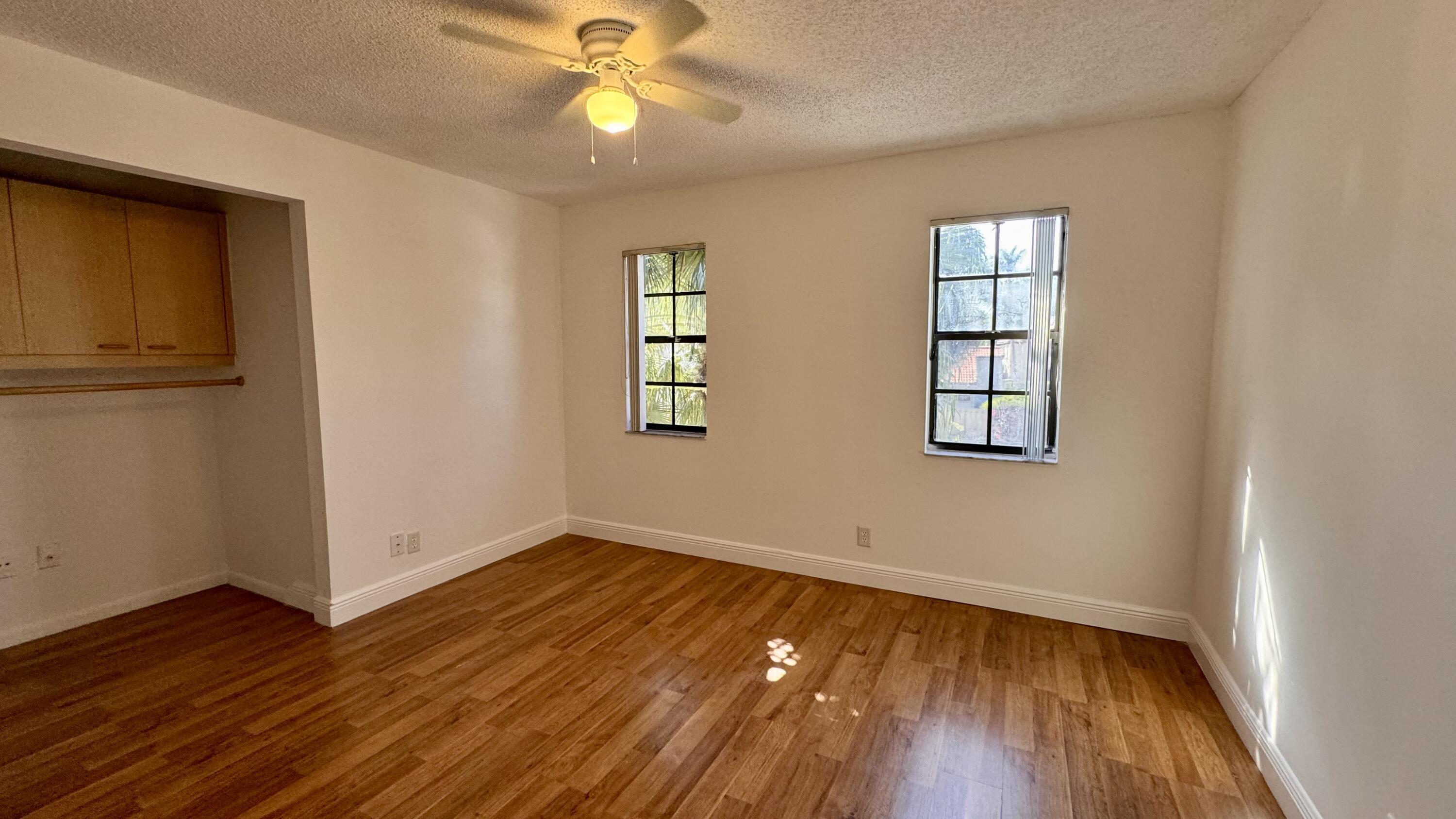 WELLINGTON TR 42B - Residential