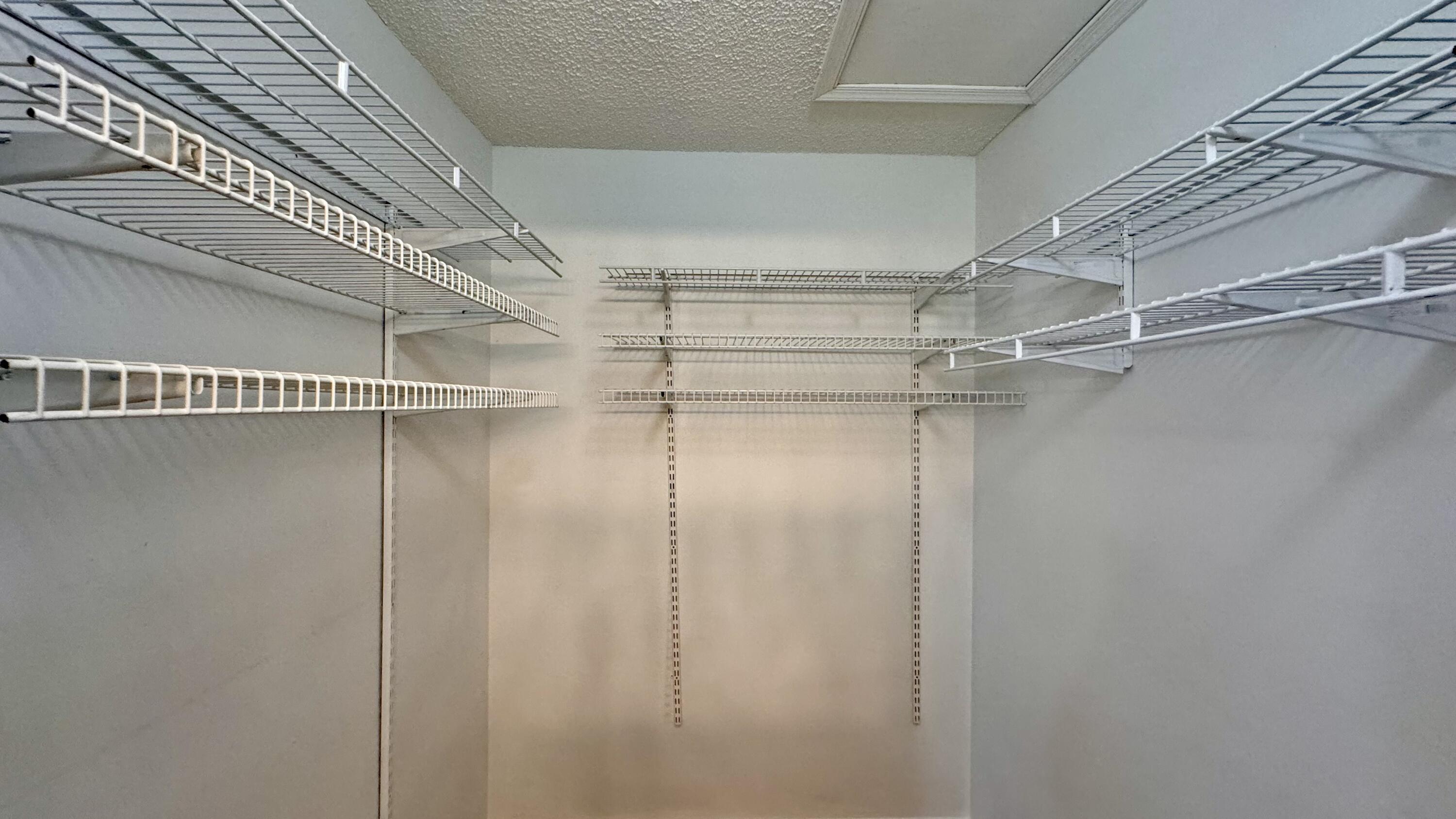 WELLINGTON TR 42B - Residential