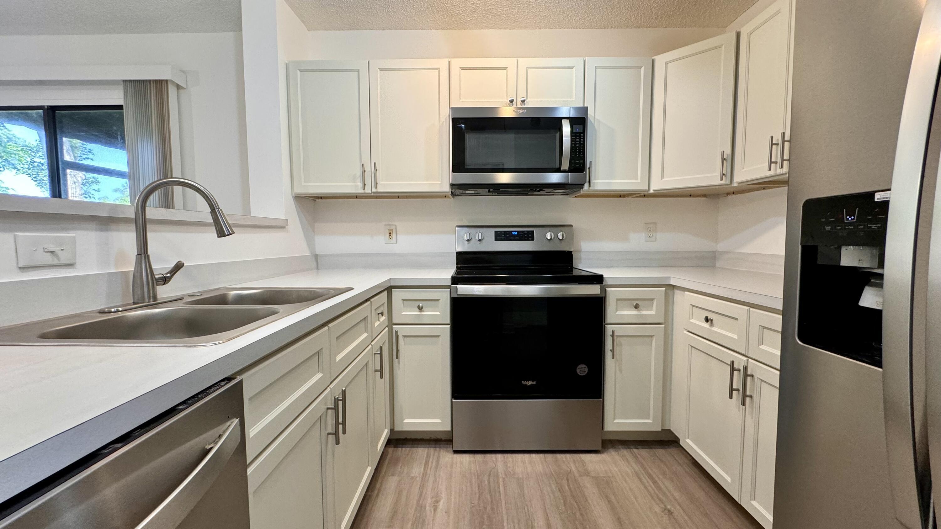 WELLINGTON TR 42B - Residential