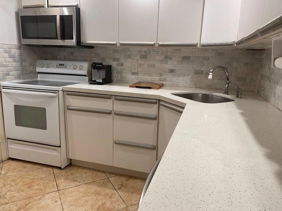 Jamaica House Condo - Residential Lease