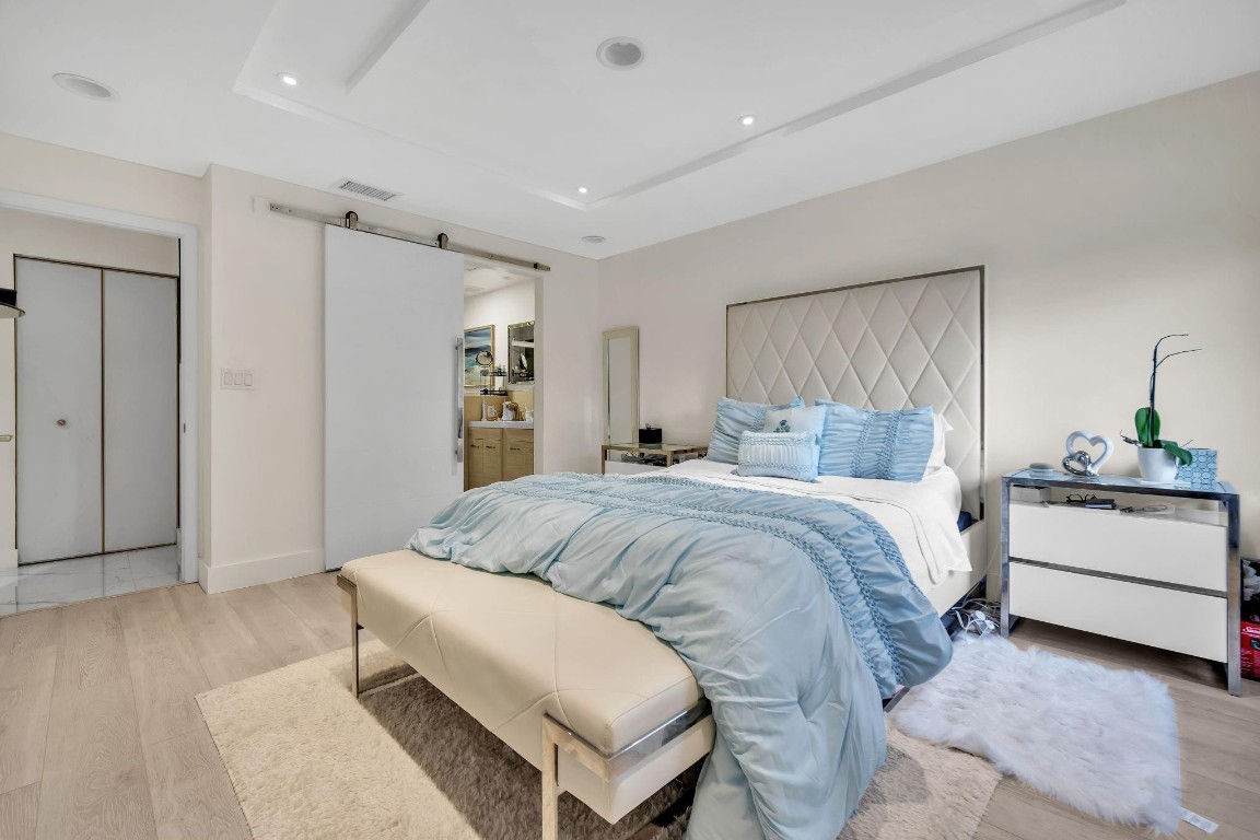 KARANDA VILLAGE II-B COND - Residential