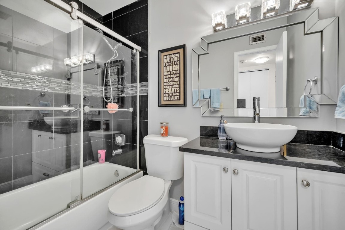 KARANDA VILLAGE II-B COND - Residential