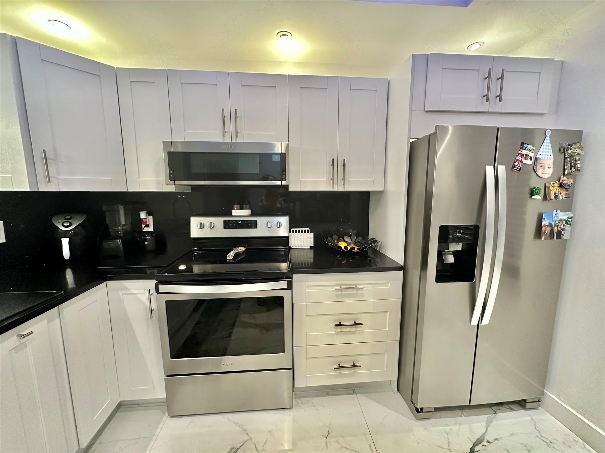 KARANDA VILLAGE II-B COND - Residential