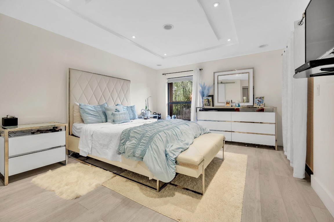 KARANDA VILLAGE II-B COND - Residential