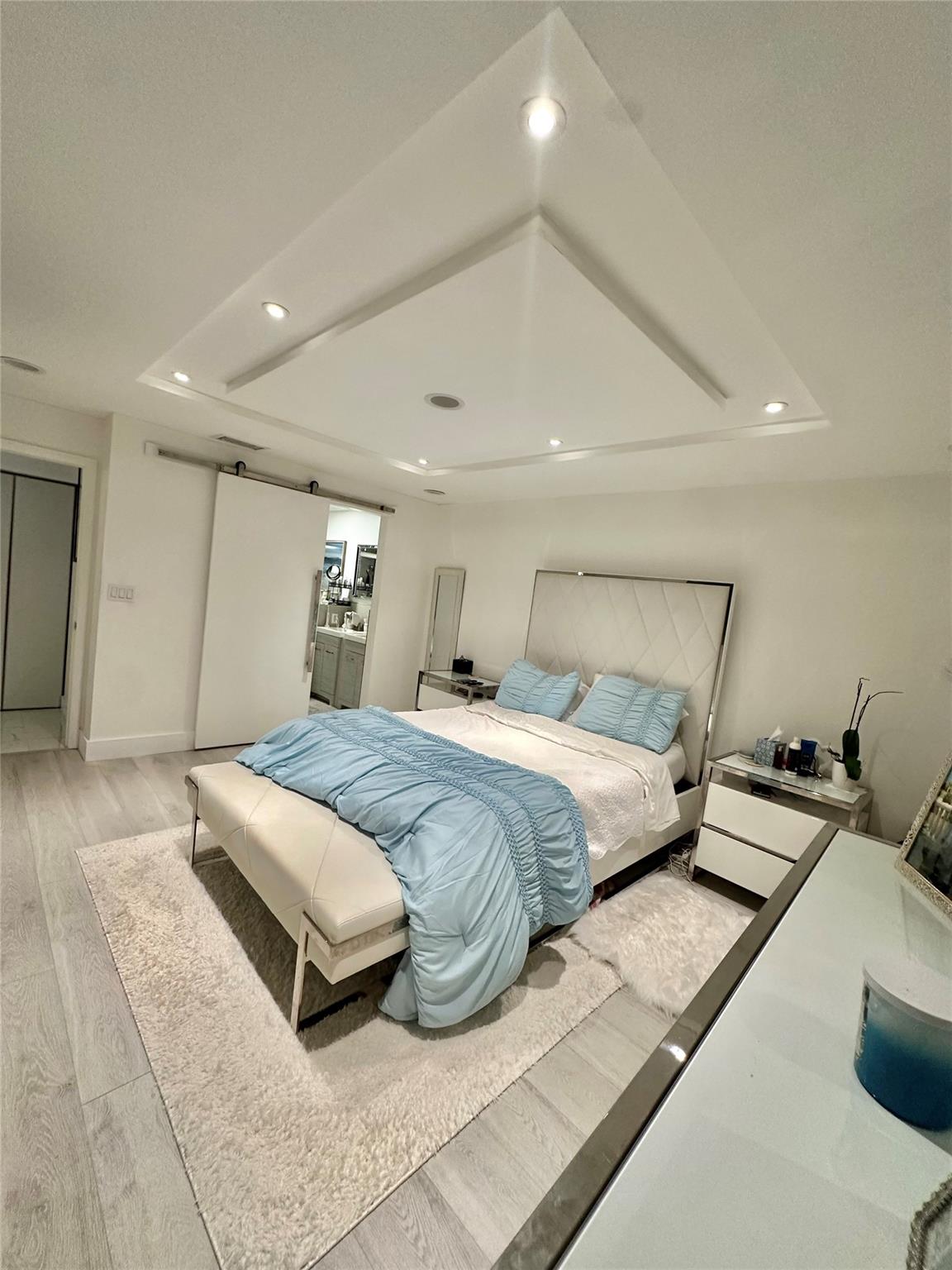 KARANDA VILLAGE II-B COND - Residential