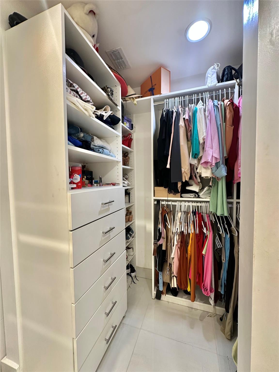 KARANDA VILLAGE II-B COND - Residential