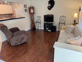 SNUG HARBOR GARDENS CONDO - Residential