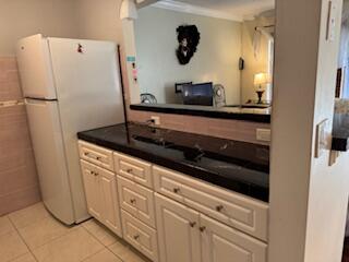 SNUG HARBOR GARDENS CONDO - Residential