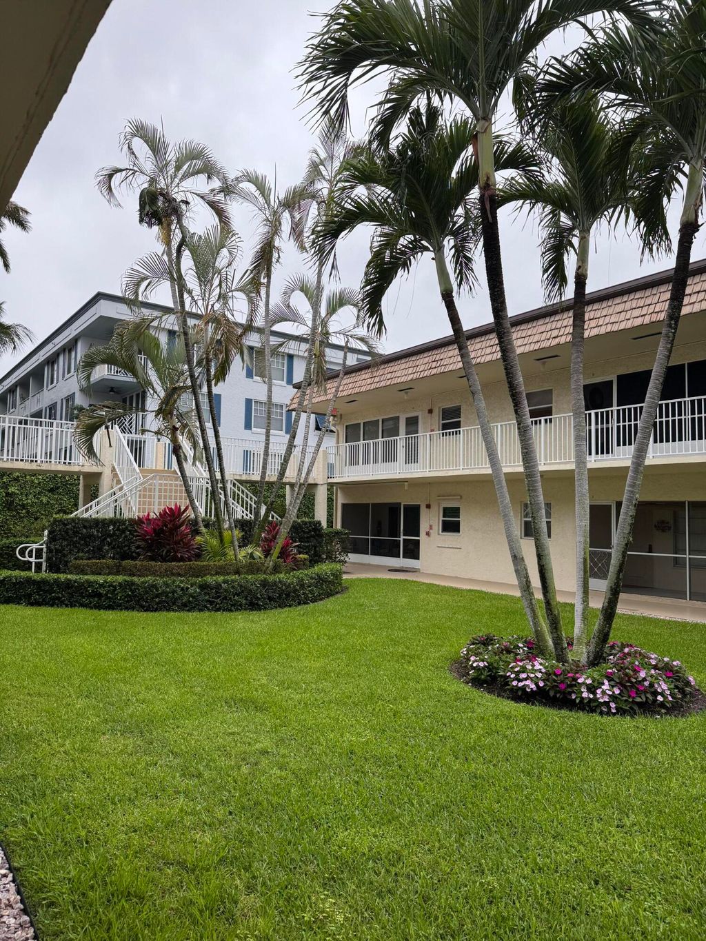 Photo of 632 Snug Harbor Drive #D6, Boynton Beach, FL 33435 (MLS # R11155909)