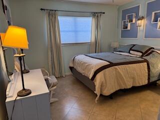 SNUG HARBOR GARDENS CONDO - Residential