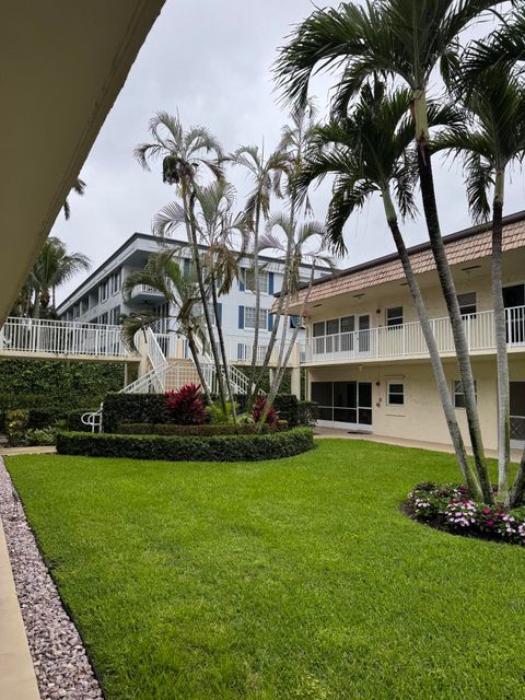 632 Snug Harbor Drive D6 Boynton Beach FL 33435