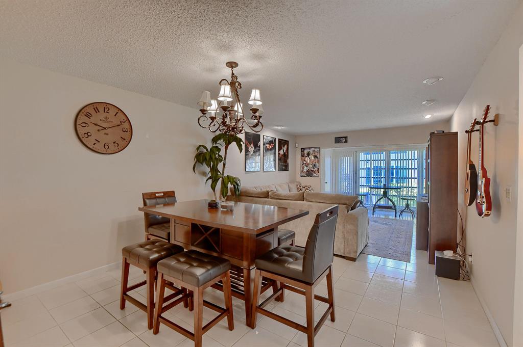 PALM GREENS - Residential