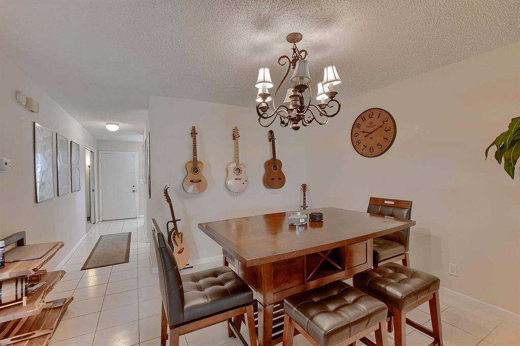 PALM GREENS - Residential