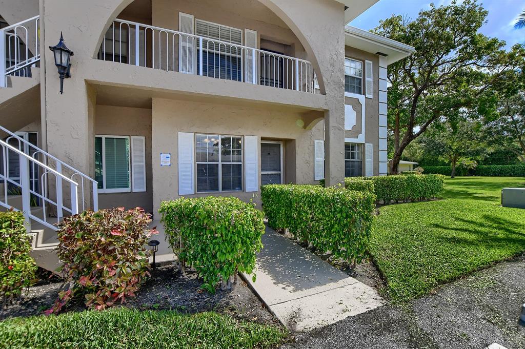 PALM GREENS - Residential