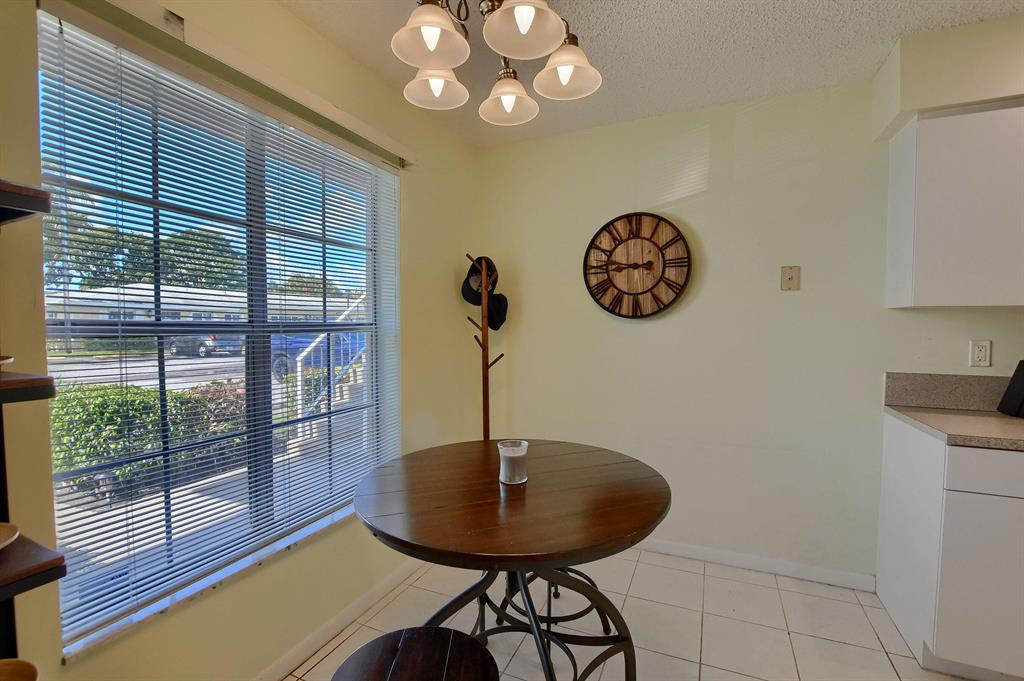 PALM GREENS - Residential