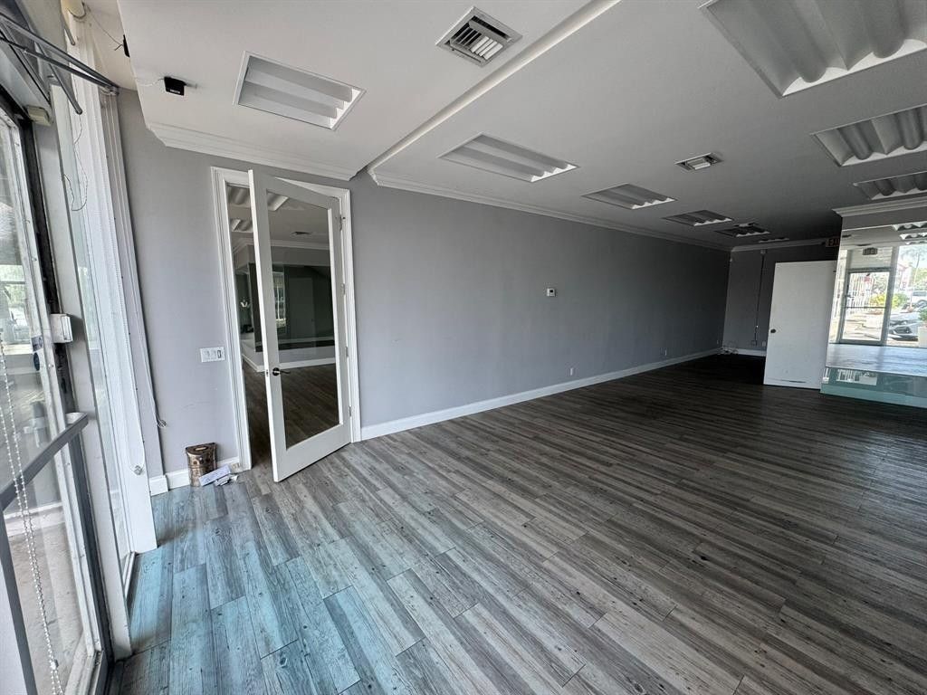 Photo of 2831 E Oakland Park Boulevard #6, Fort Lauderdale, FL 33306 (MLS # F10539051)