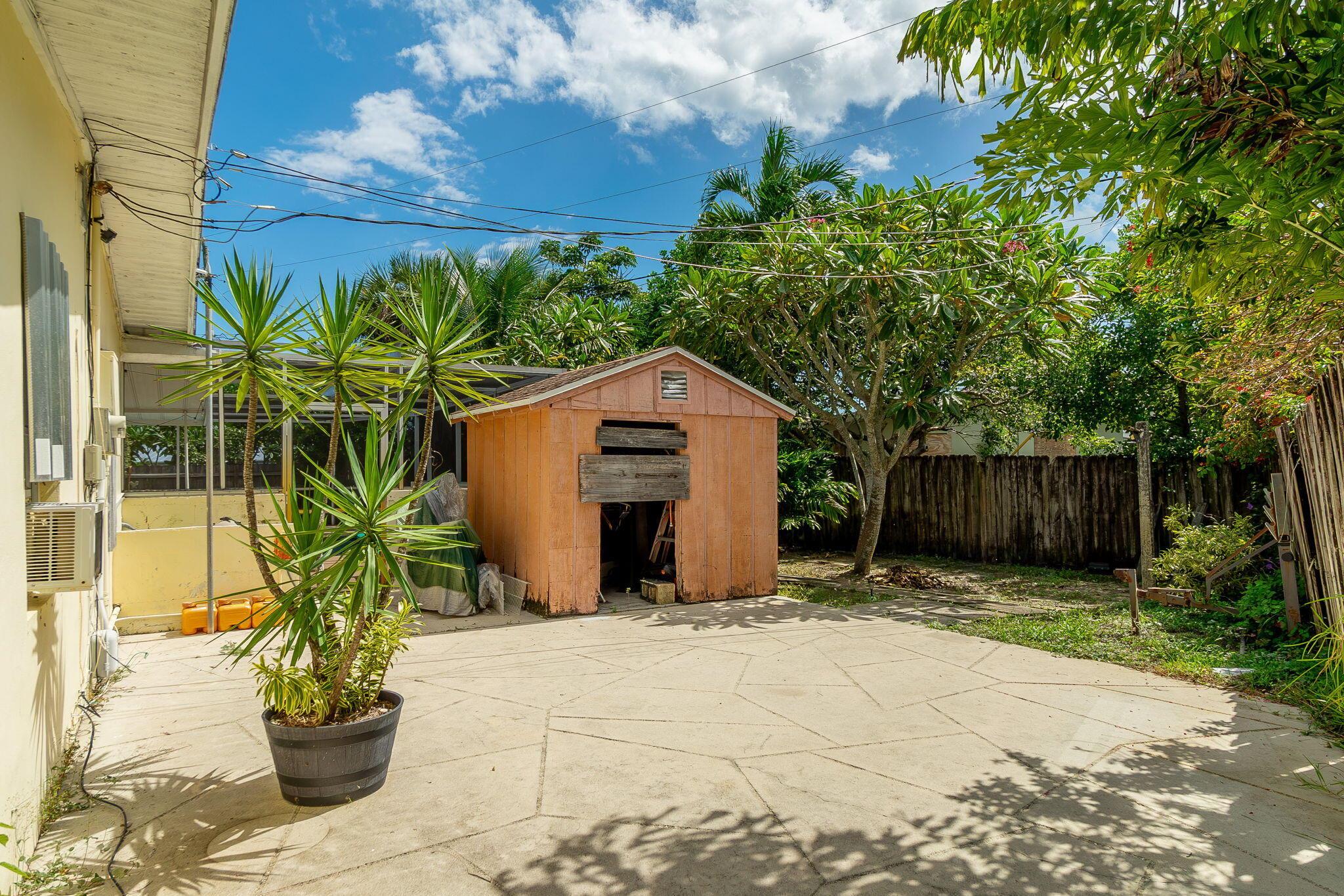 LANTANA HEIGHTS 5 - Residential