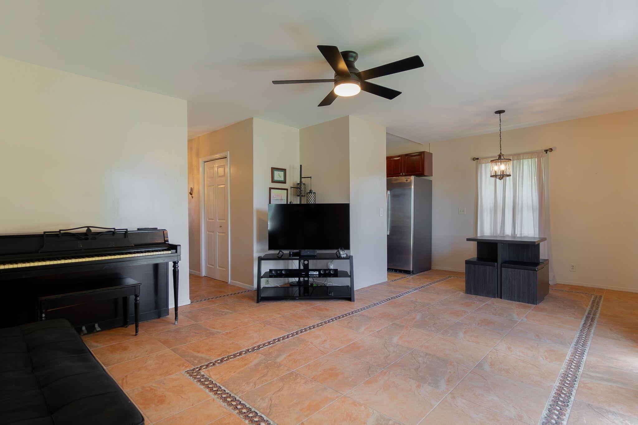 LANTANA HEIGHTS 5 - Residential
