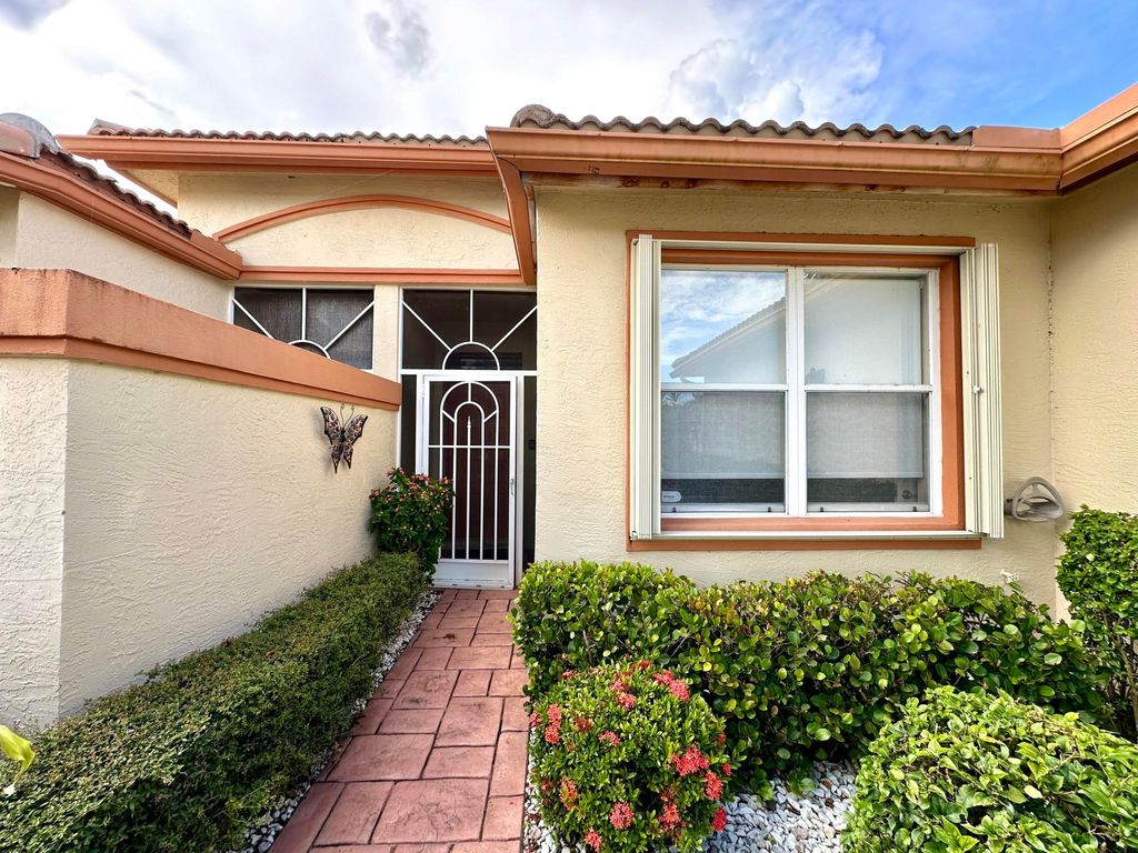 Photo of 5791 Island Reach Lane, Boynton Beach, FL 33437 (MLS # B26014140)