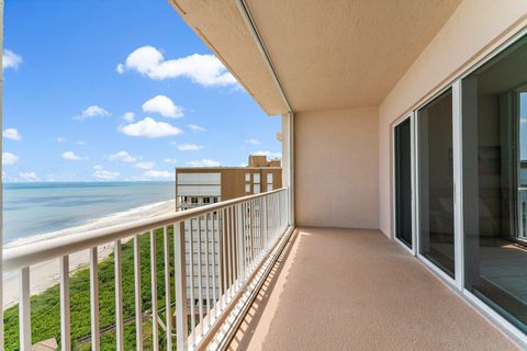 A home in Hutchinson Island