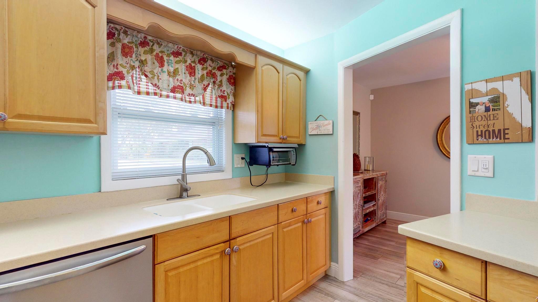 VILLAGE OAKS - Residential