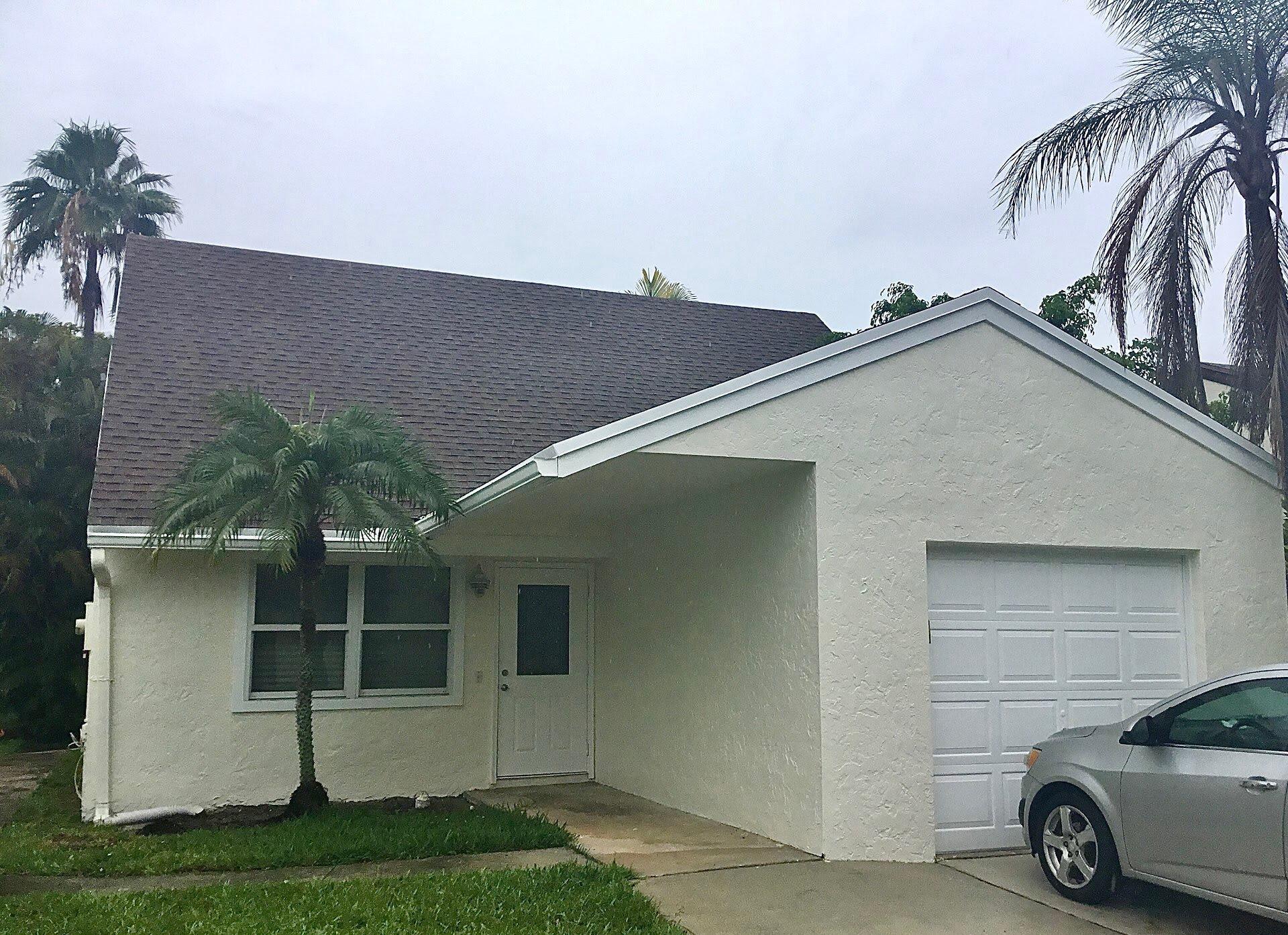 LAKES OF TARA UNIT 1 - Residential