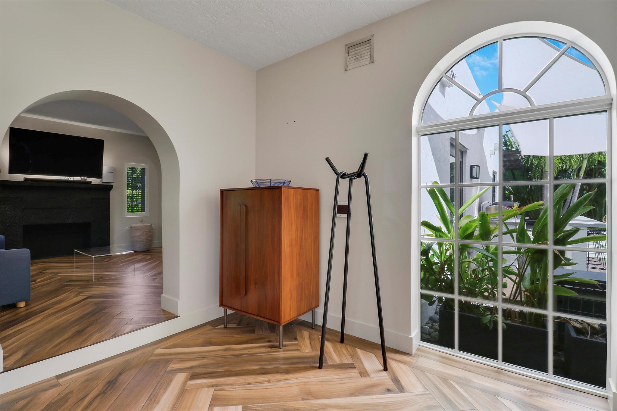 529 Biscayne Drive