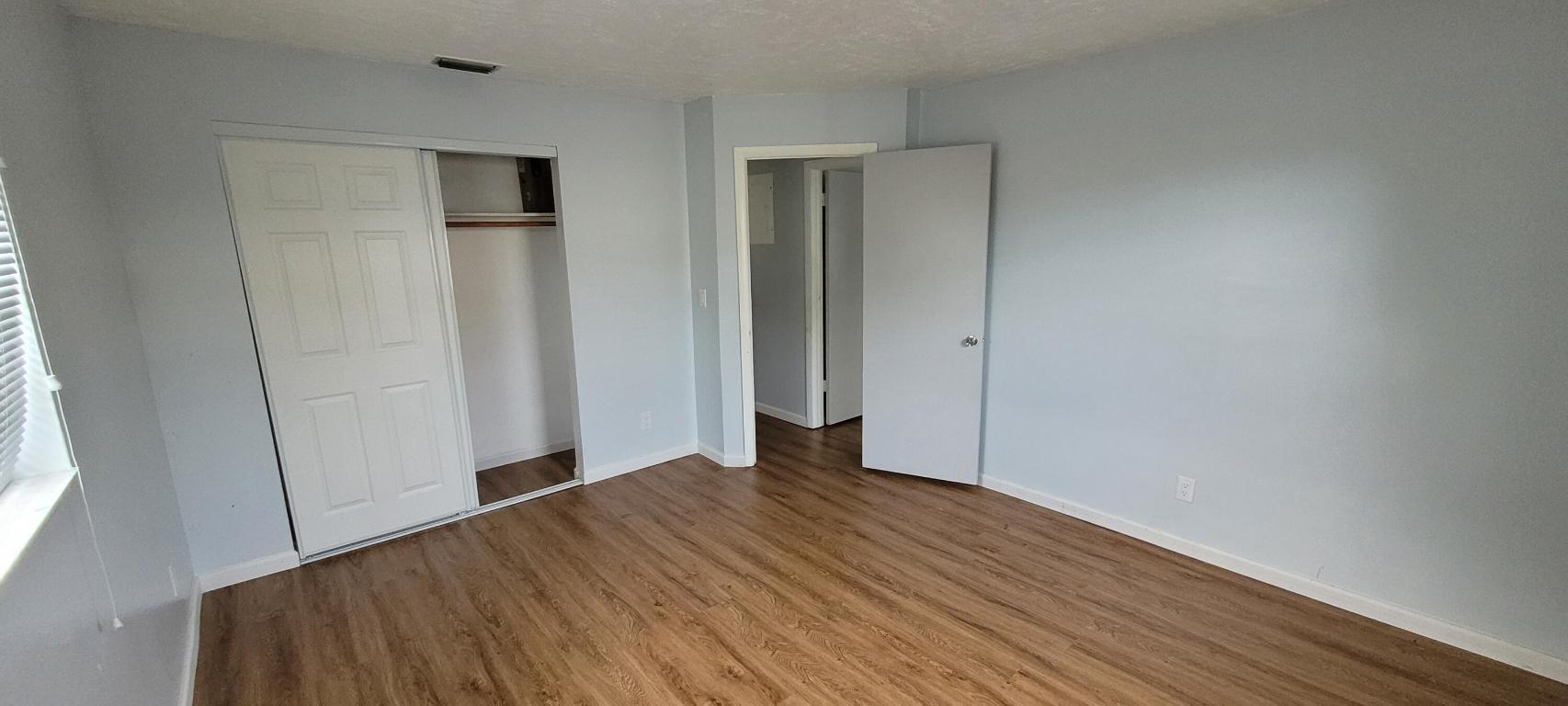 PARK MANOR 1 - Residential Lease