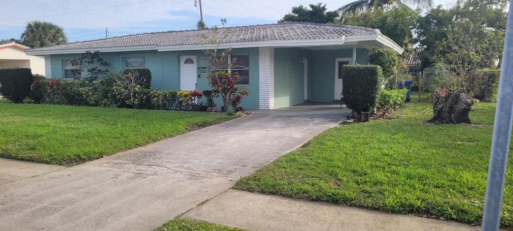 Photo of 351 W 21st Street, Riviera Beach, FL 33404 (MLS # R11152362)