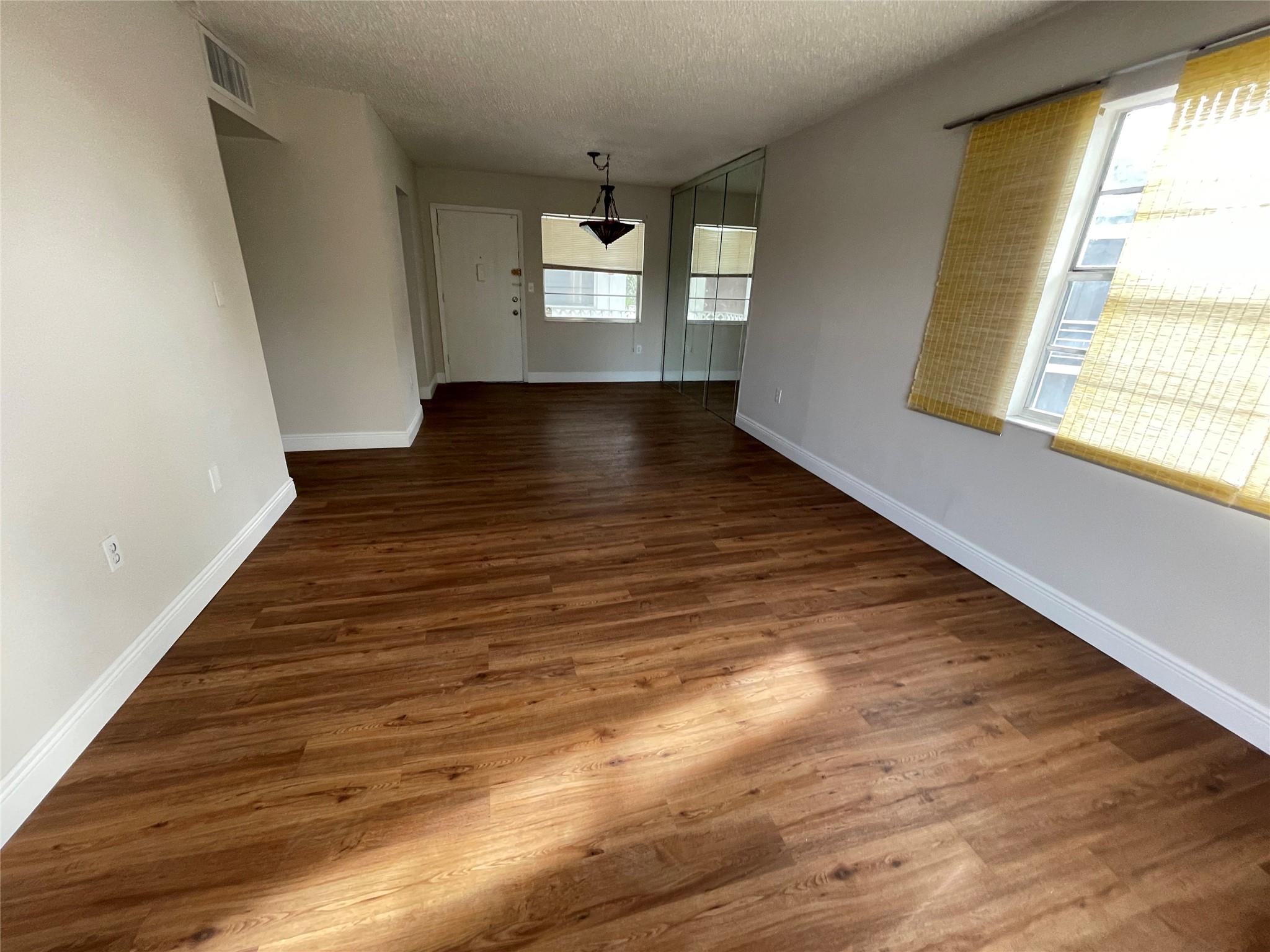 6507 Winfield Blvd 223-C