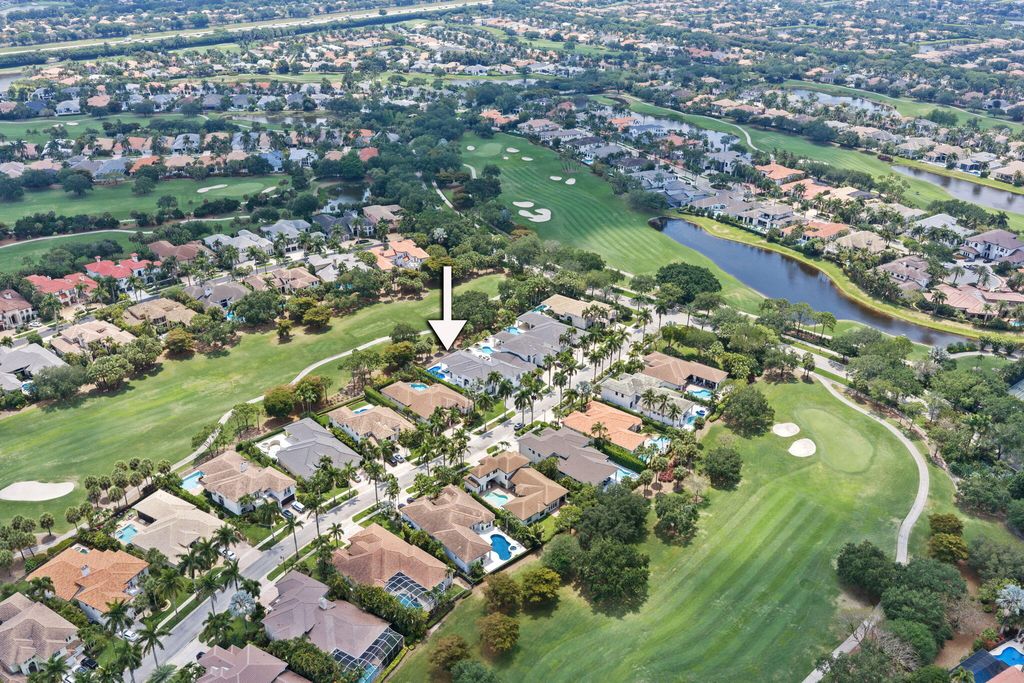 Photo of 16014 Laurel Creek Drive, Delray Beach, FL 33446 (MLS # B26026373)