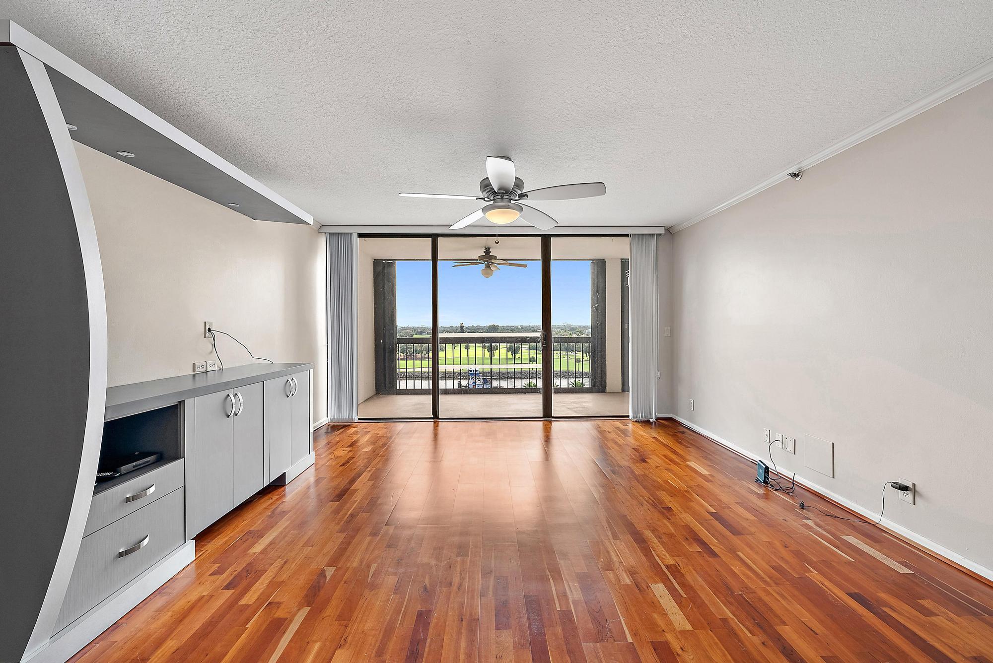 Governors Pointe - Residential