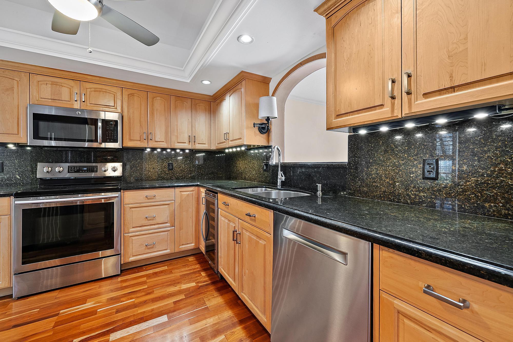 Governors Pointe - Residential