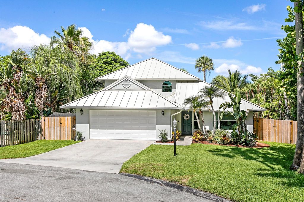 Photo of 207 Jupiter Woods Drive, Jupiter, FL 33458 (MLS # R11140071)