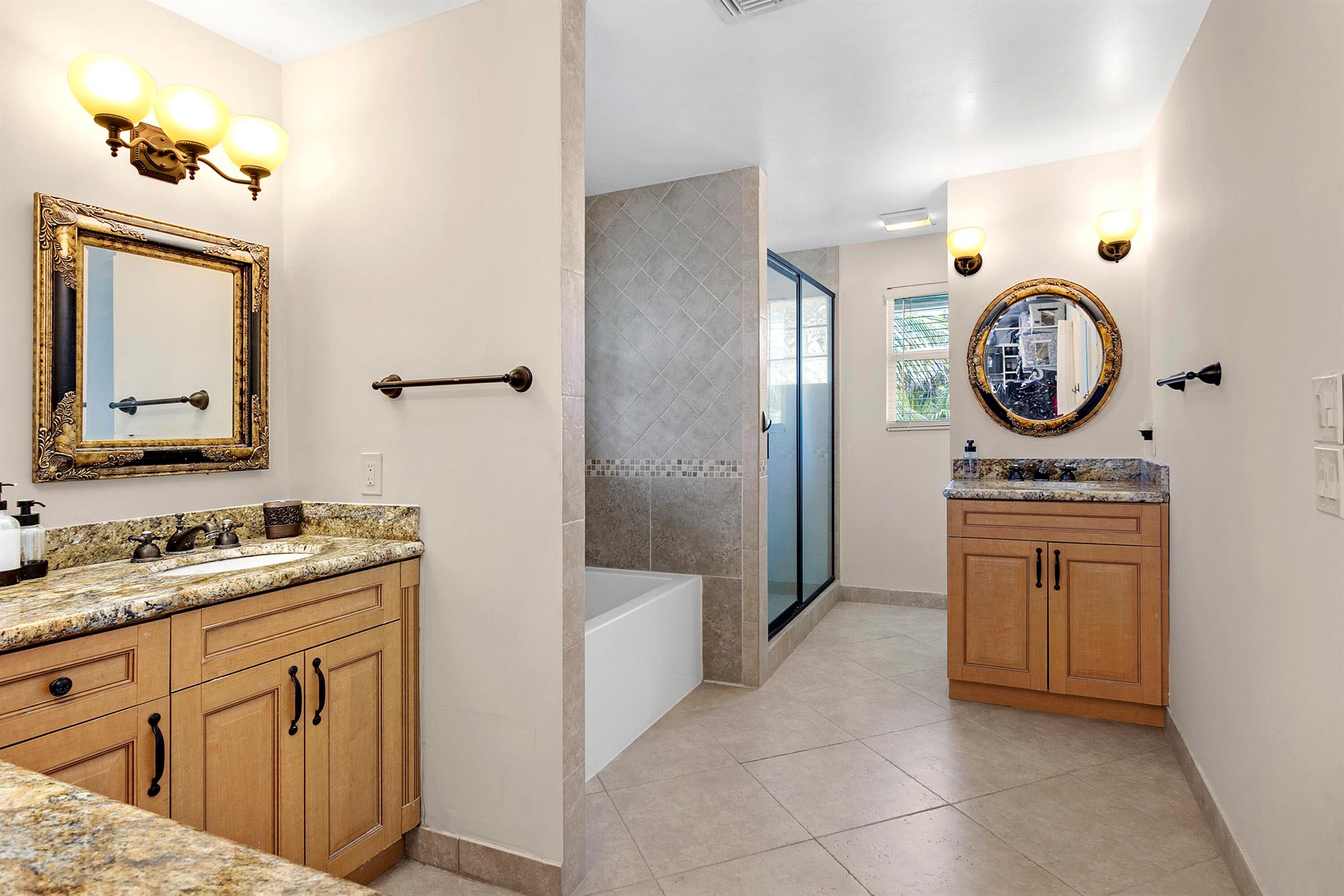 JUPITER WOODS - Residential