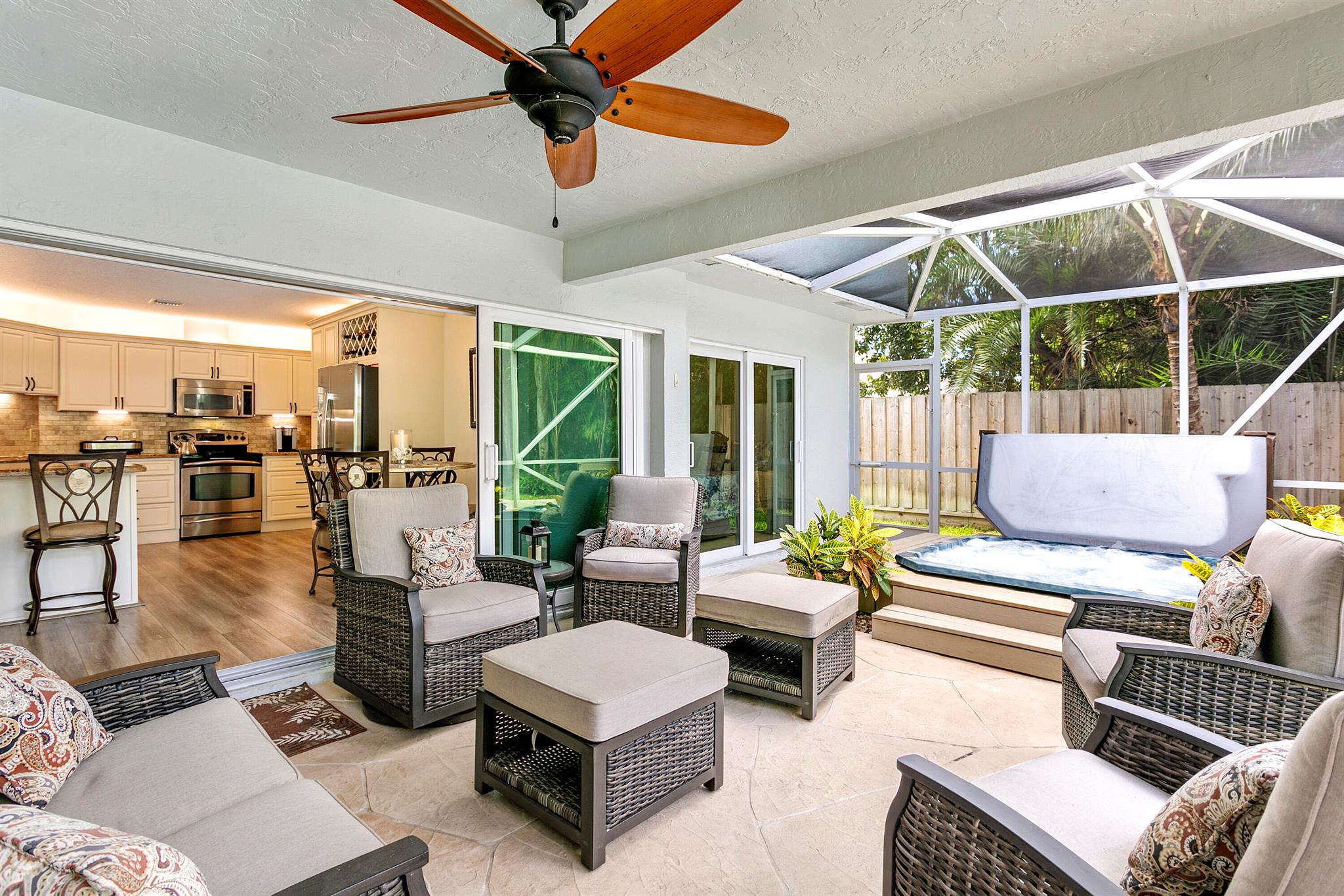 JUPITER WOODS - Residential