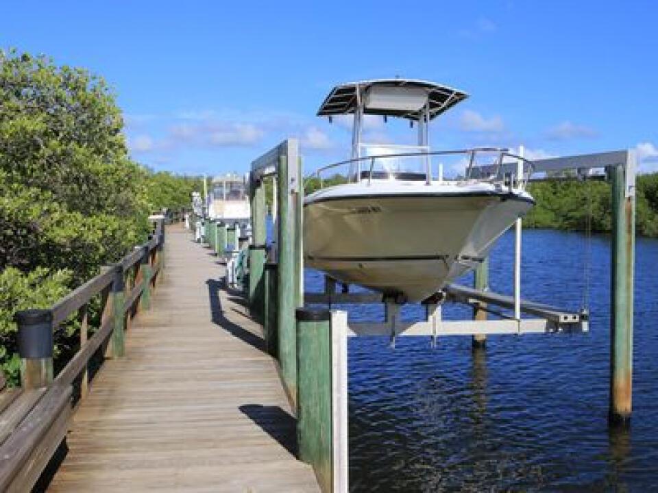 SANCTUARY - Residential