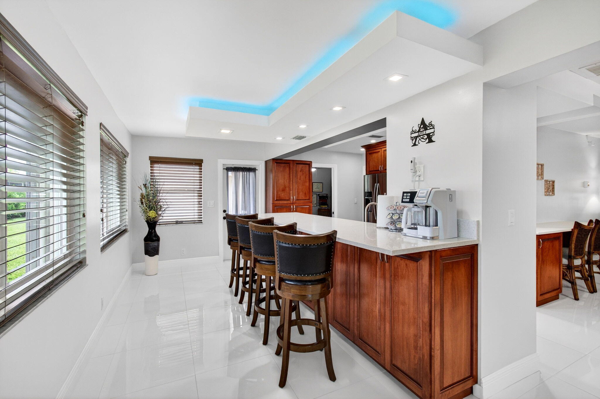 CRYSTAL LAKE VILLAS - Residential