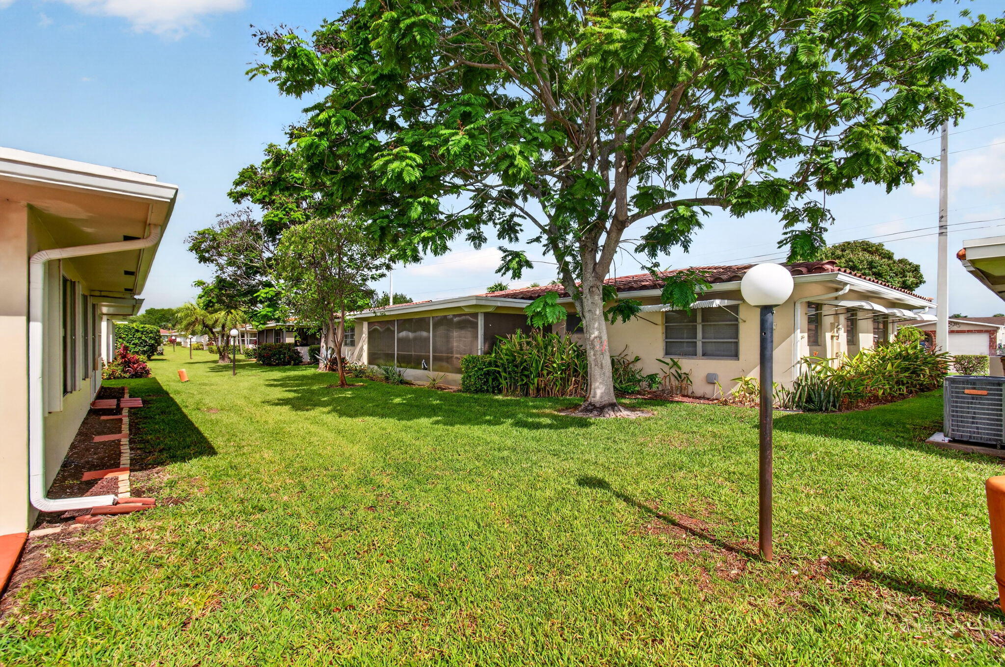 CRYSTAL LAKE VILLAS - Residential