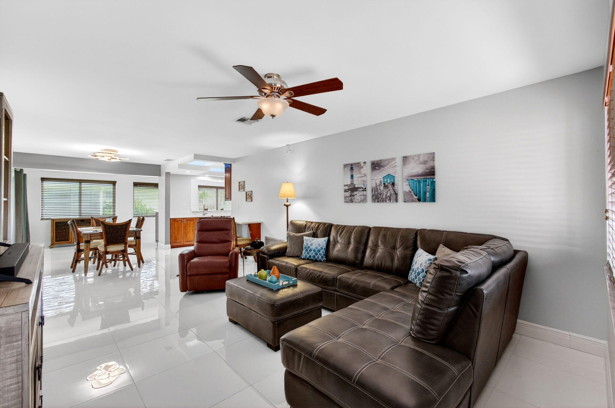 CRYSTAL LAKE VILLAS - Residential