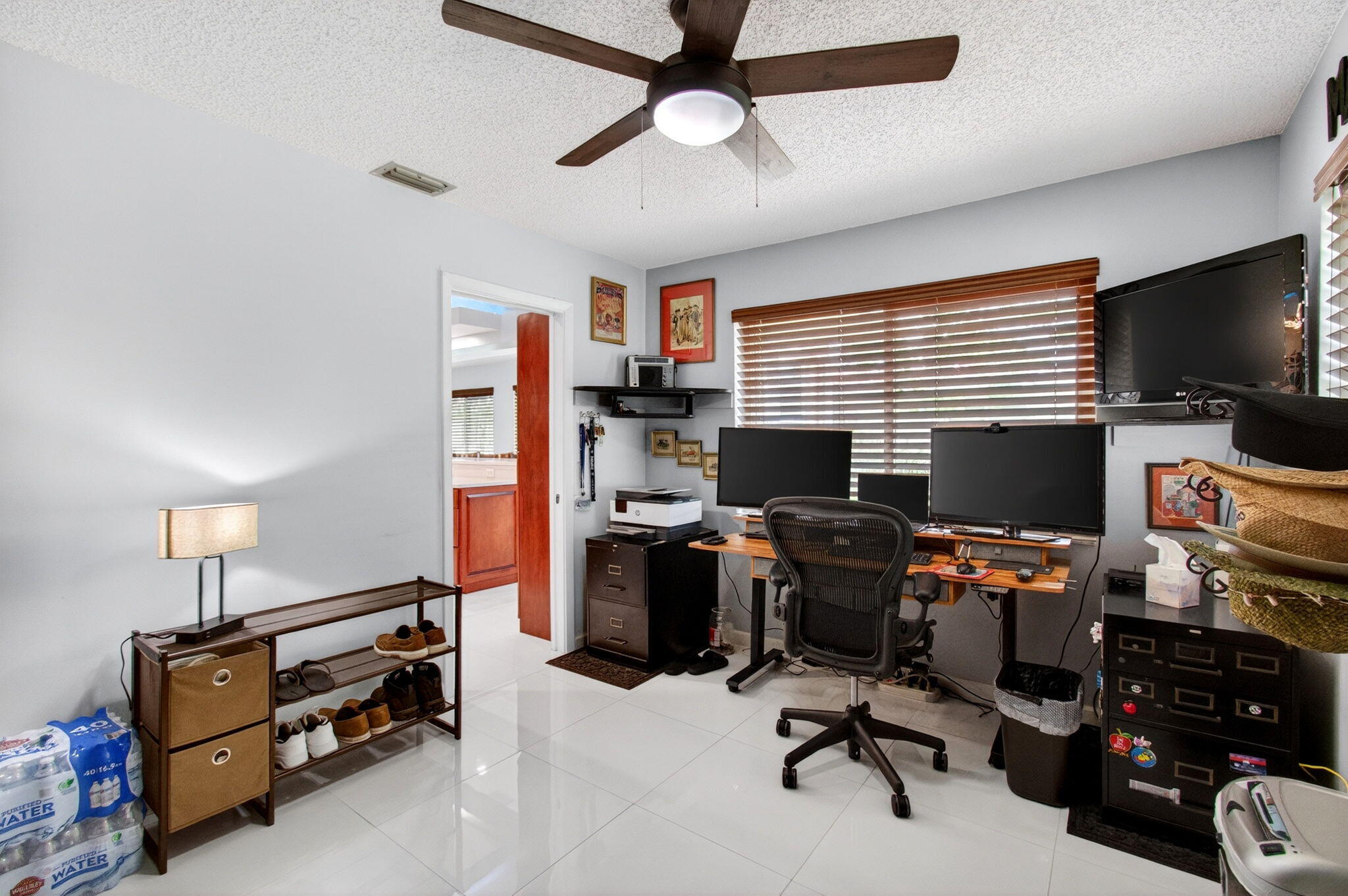 CRYSTAL LAKE VILLAS - Residential