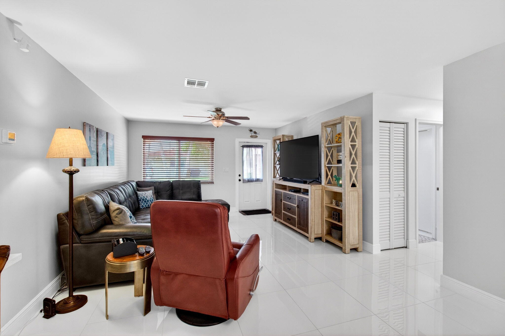 CRYSTAL LAKE VILLAS - Residential