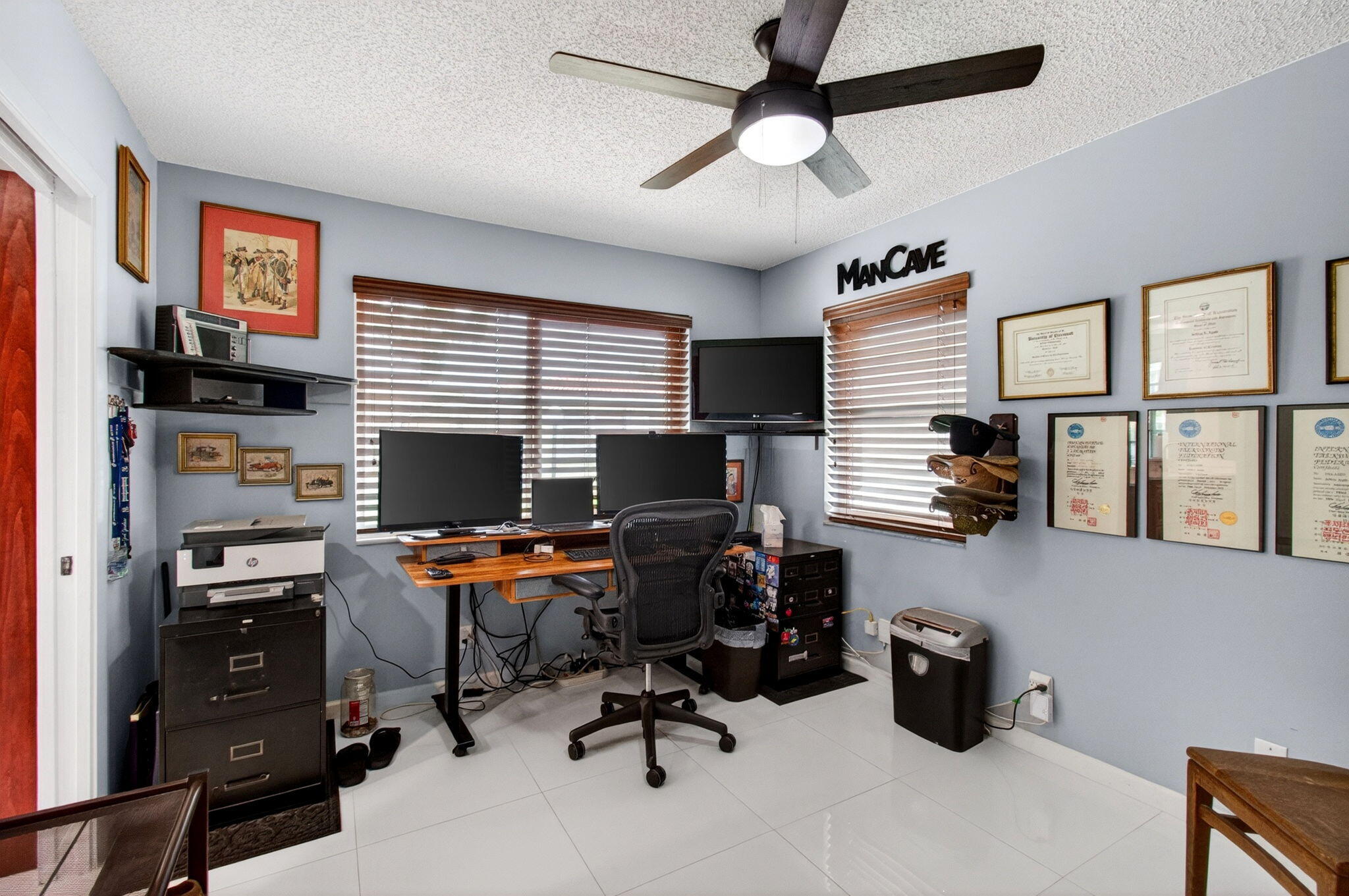 CRYSTAL LAKE VILLAS - Residential