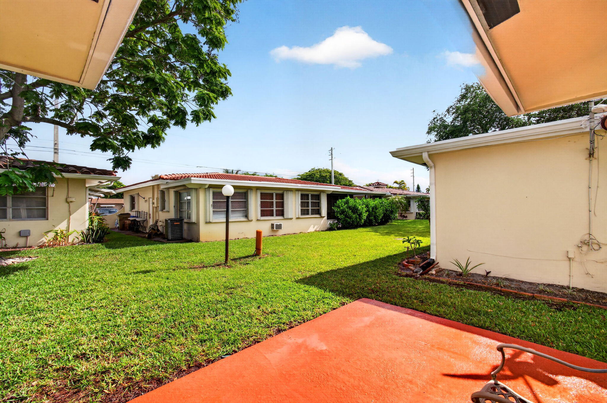 CRYSTAL LAKE VILLAS - Residential