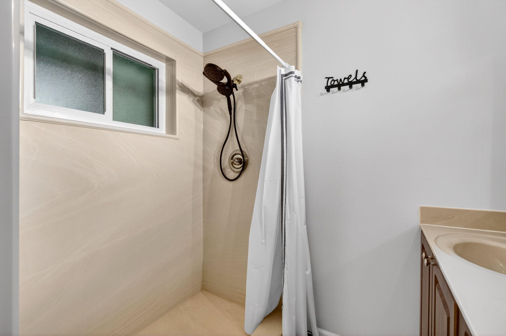 CRYSTAL LAKE VILLAS - Residential