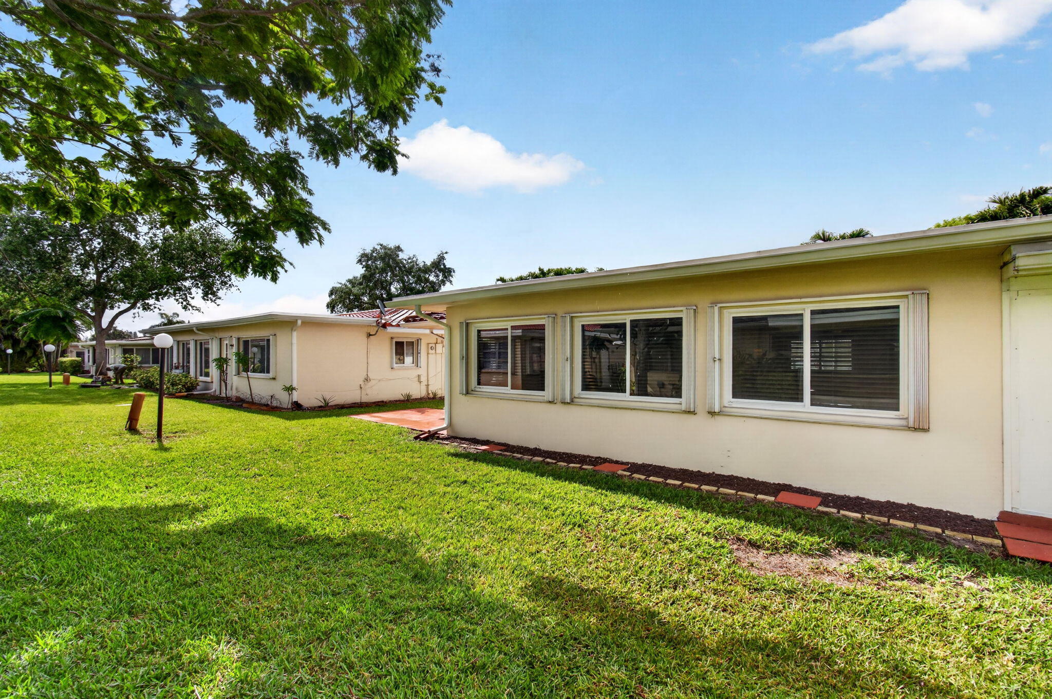 CRYSTAL LAKE VILLAS - Residential