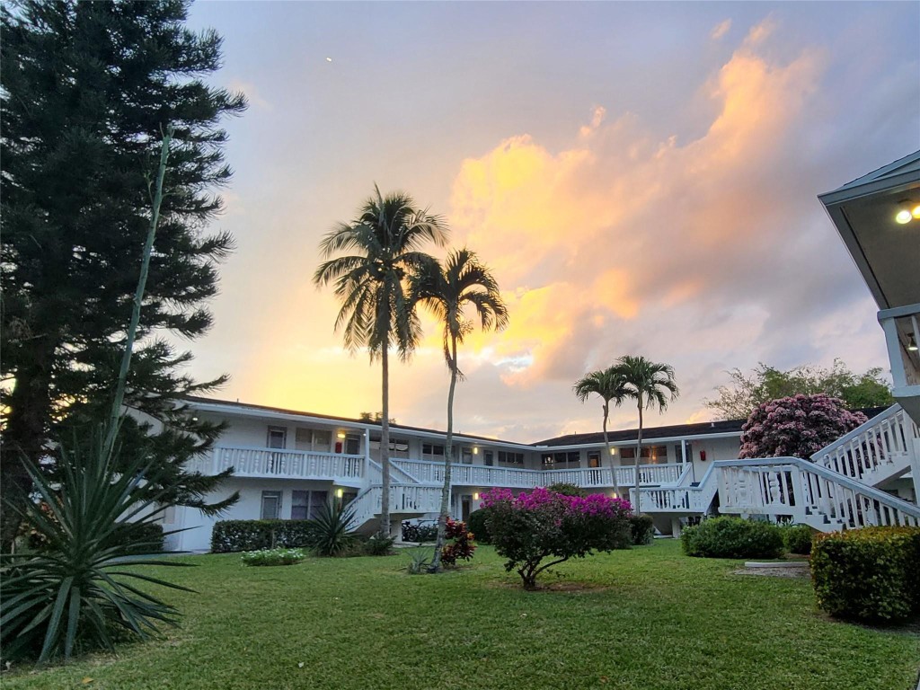 CENTURY VILLAGE - Residential