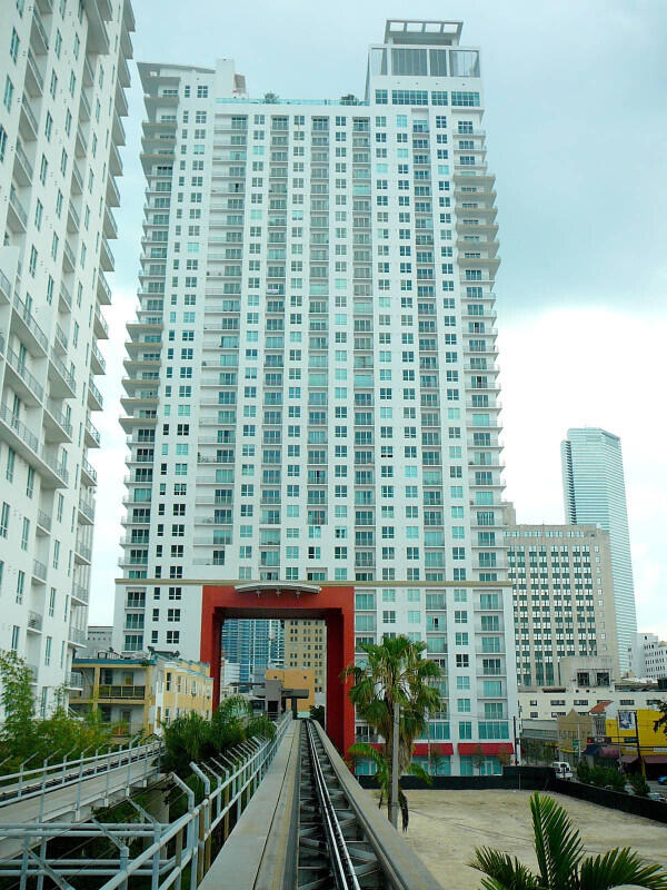 133 NE 2nd Avenue 810